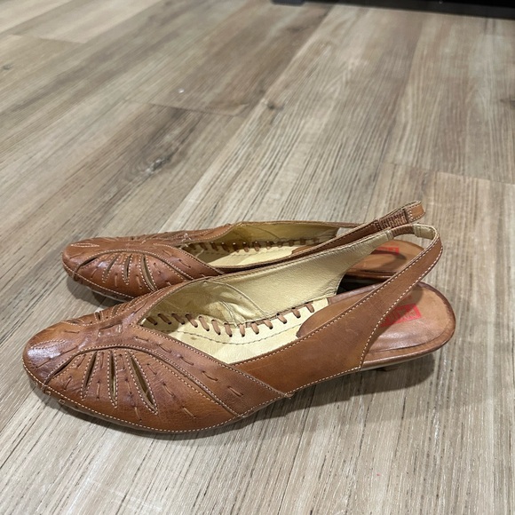 Pikolinos  leather sling back shoes size 12 good condition - Picture 2 of 5